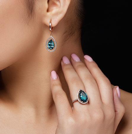 How to Elevate Everyday Looks with Jewelry